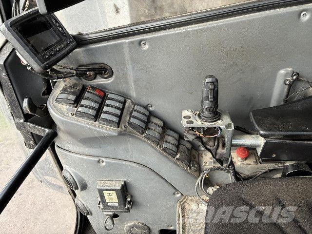 Jonsered Kesla 2112 T puutavaranostin Diger çekiciler