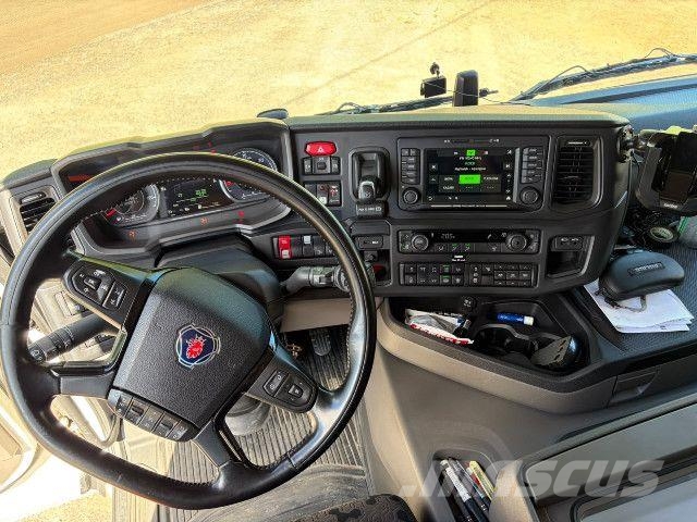 Scania G 500 B6x2*4NB Camiones con chasís y cabina