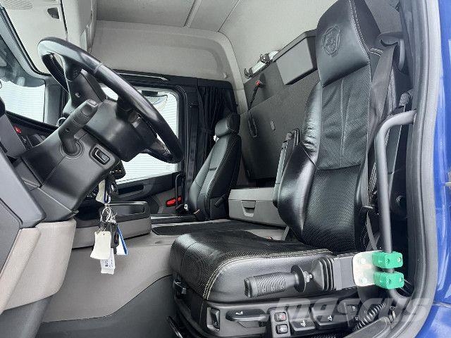 Scania G 560 B8x4*4NB + Perävaunu Kallurid