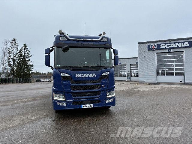 Scania G 560 B8x4*4NB + Perävaunu Kallurid
