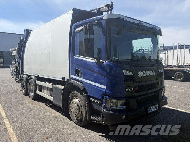 Scania P 370 B6x2*4NB Camiones con chasís y cabina