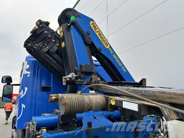 Scania P 370 LB4x2HNA Chassis Cab trucks