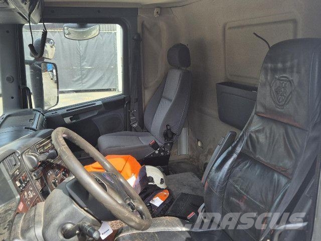 Scania R 420 LB6x2*4MNA Camiones con chasís y cabina