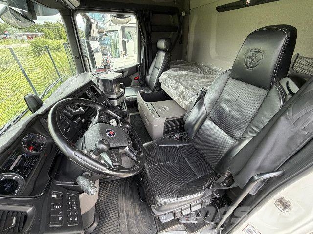 Scania R 530 B6x2NB Camiones portacontenedores