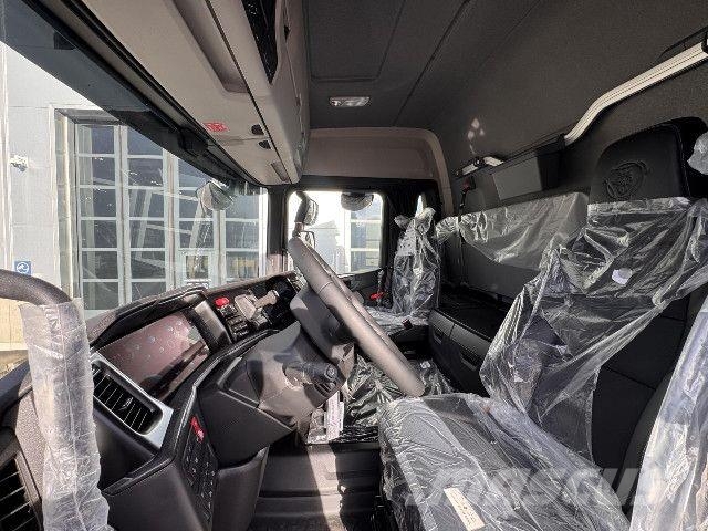 Scania R 560 B10x4*6NB Autre camion