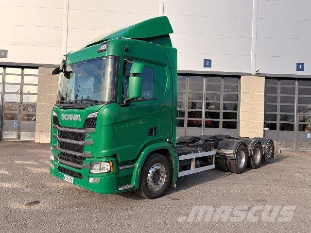 Scania R 560 B8x4*4NB Chassis