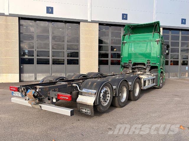 Scania R 560 B8x4*4NB Chassis