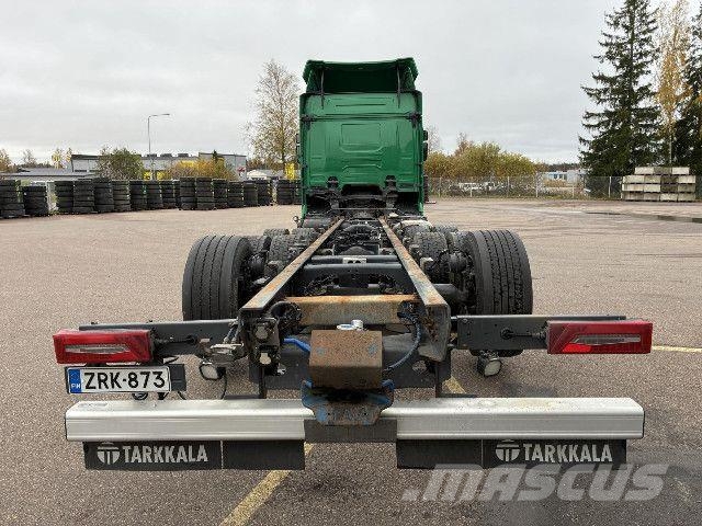 Scania R 560 B8x4*4NB Chassis Cab trucks