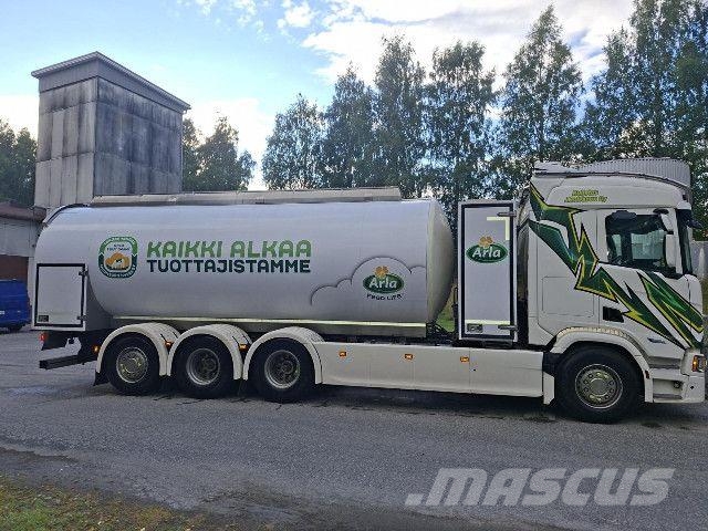 Scania R 560 B8x4*4NB Kamioni-šasije