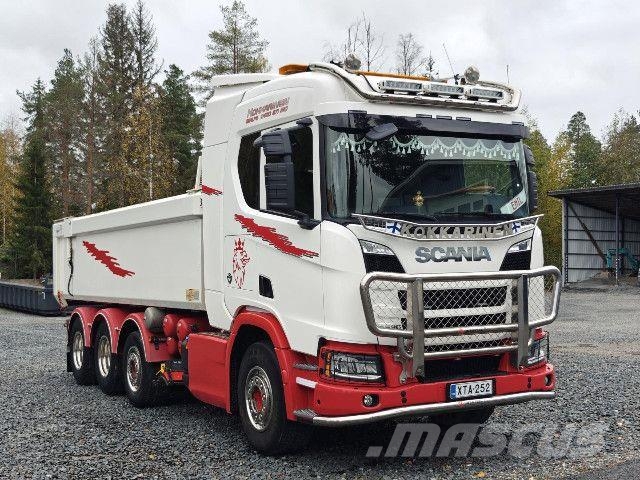 Scania R 590 B8x4/4NZ Tipper trucks