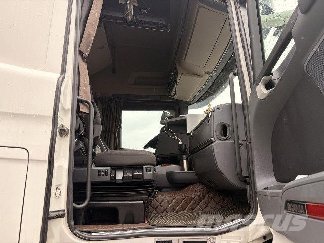 Scania R 620 LA6x4HSA Tegljači