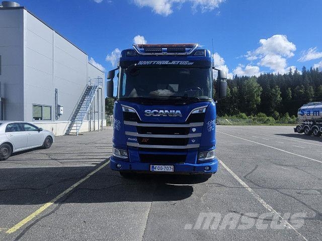Scania R 650 B8x4*4NA Transporte de madera