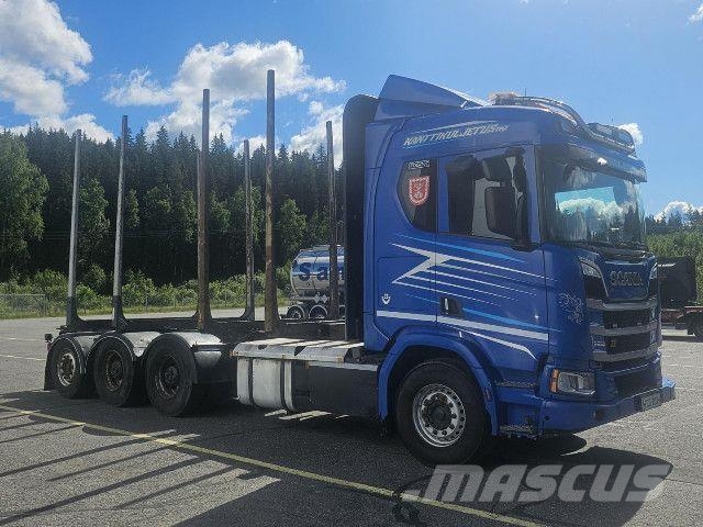 Scania R 650 B8x4*4NA Transporte de madera