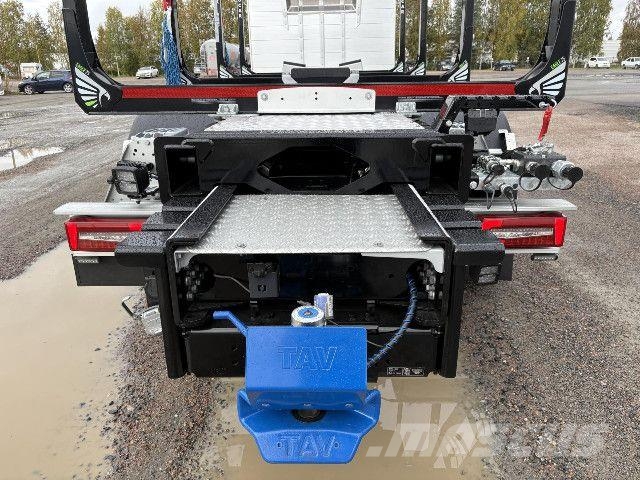 Scania R 660 B8x4/4NB Transporte de madera