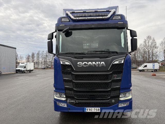 Scania R580 8x4/4 + PV+ Nosturi Puuautot