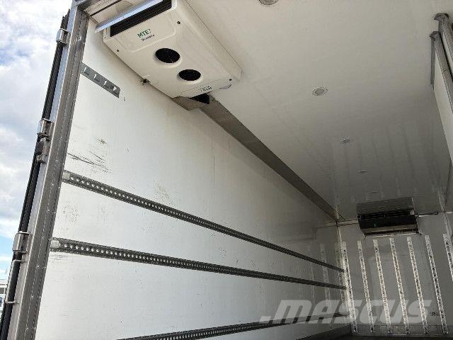 Volvo FH500 6x2*4 Kühlkoffer