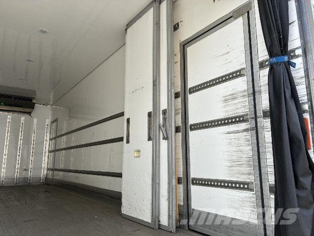 Volvo FH500 6x2*4 Kühlkoffer