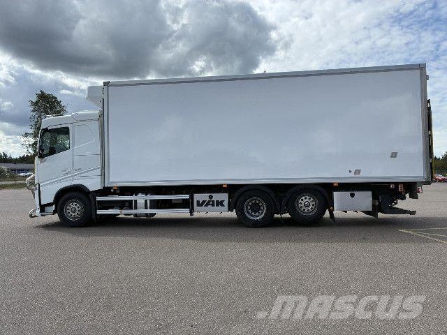 Volvo FH500 6x2*4 Kühlkoffer