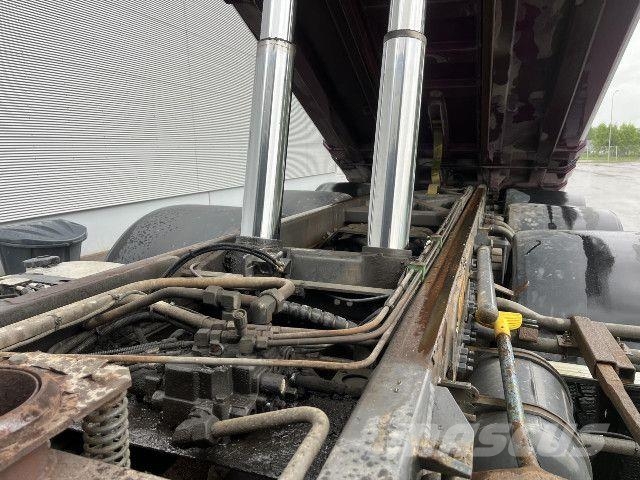 Volvo FH540 8x4*4 Самосвал