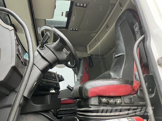 Volvo FH540 8x4*4 Самосвал