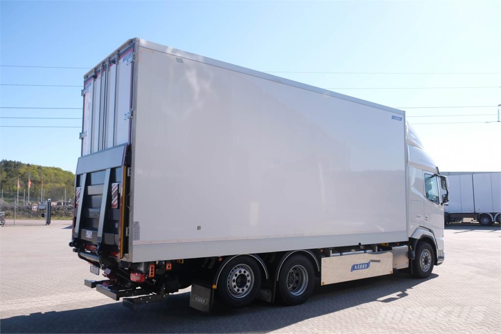 DAF Ny DAF XF530 6x2*4 Närko skåpbil - 3 års fordonsga Camiones caja cerrada