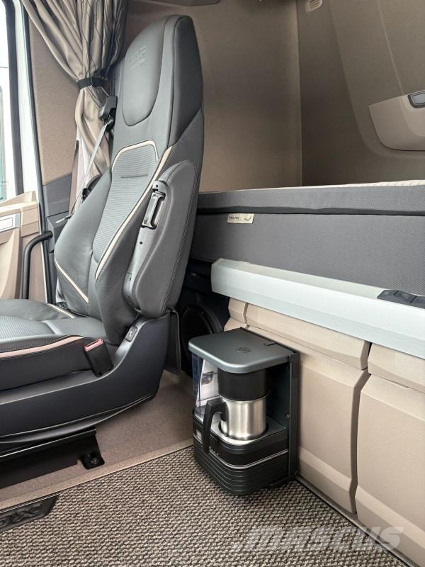 DAF Ny DAF XG 530 FTR med motorkraftuttag Scanvo Editi Sadulveokid