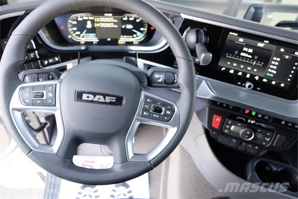 DAF XF530 FAN 6x2*4 lastväxlare med HIAB 21 ton - klar Absetzkipper