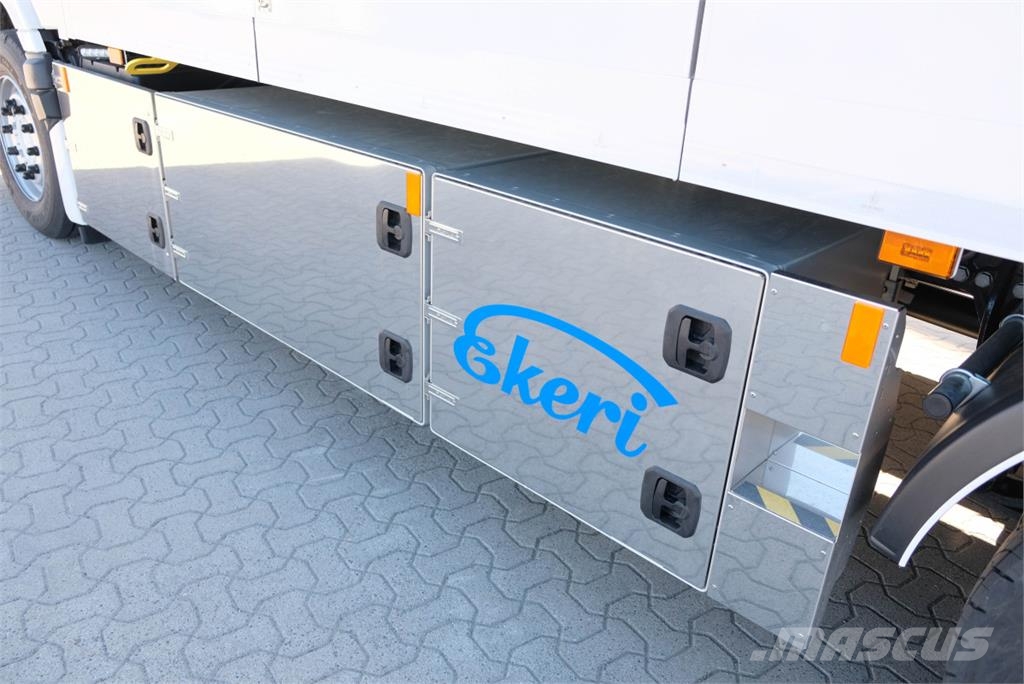 Scania R 560 6x2*4 Ekeri skåpbil Φορτηγά Κόφα