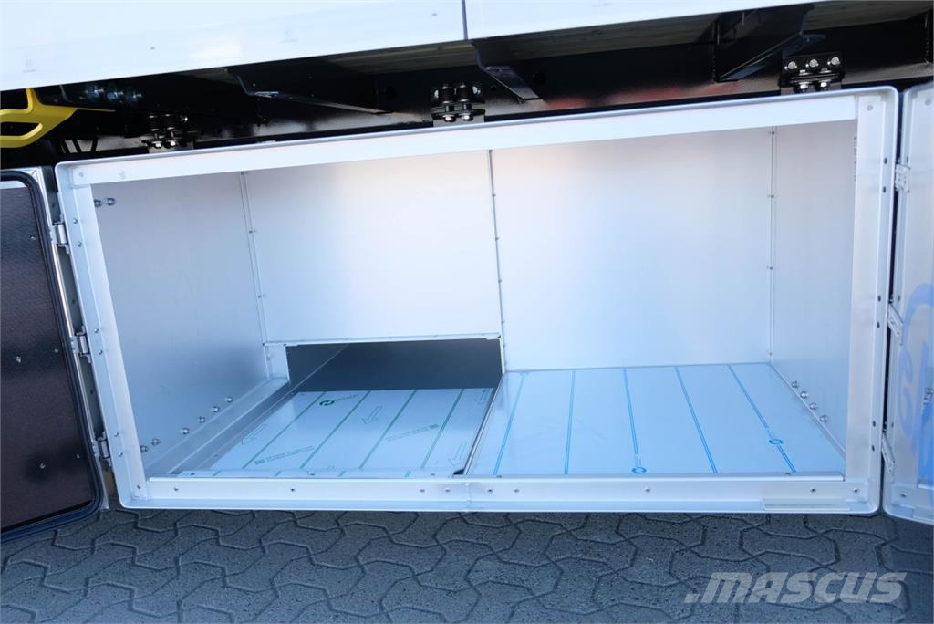 Scania R 560 6x2*4 Ekeri skåpbil Φορτηγά Κόφα