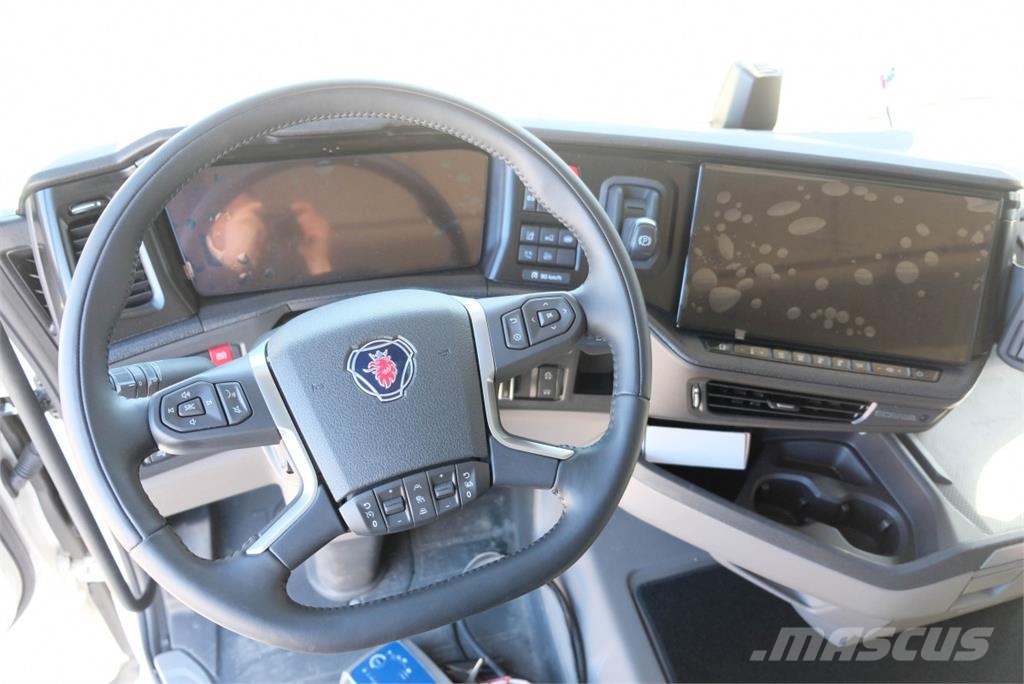 Scania R 560 6x2*4 Ekeri skåpbil Φορτηγά Κόφα