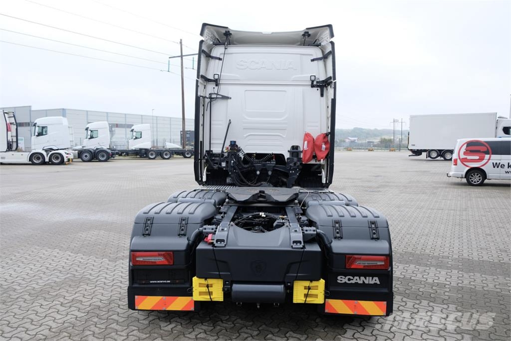 Scania R500 6x2/4 pusher dragbil 2026 års modell Sadulveokid