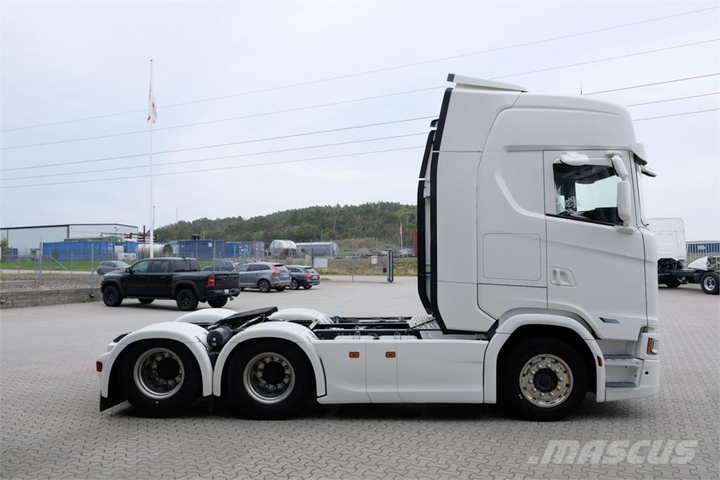 Scania Super S500 6x2 dragbil Årsmodell 2023 Cabezas tractoras