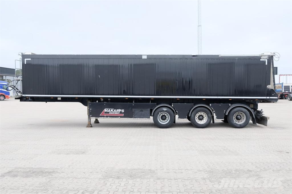 Trailer CMT 3-axlad 60 kubiks volymtrailer med tip Kiperi prikolice