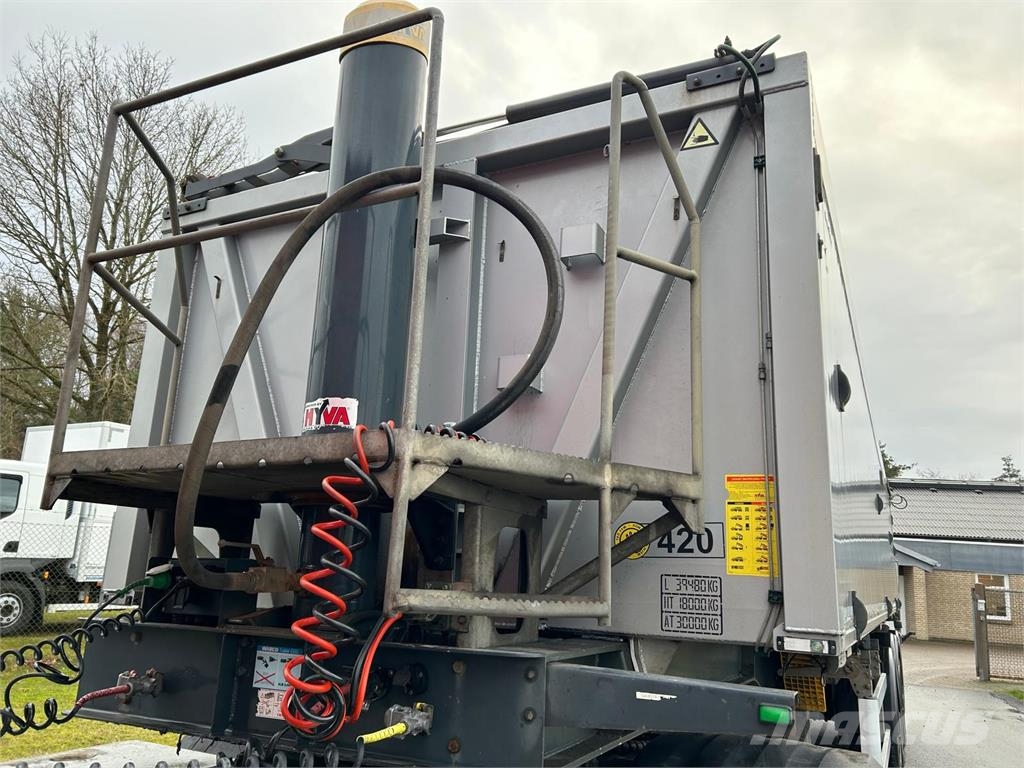 CMT 36m3 alu kasse - aut presenning Semirremolques bañera