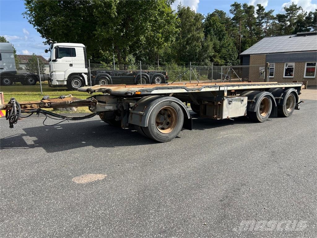CMT PT 6,5 - 7,0 mtr containere Otros remolques