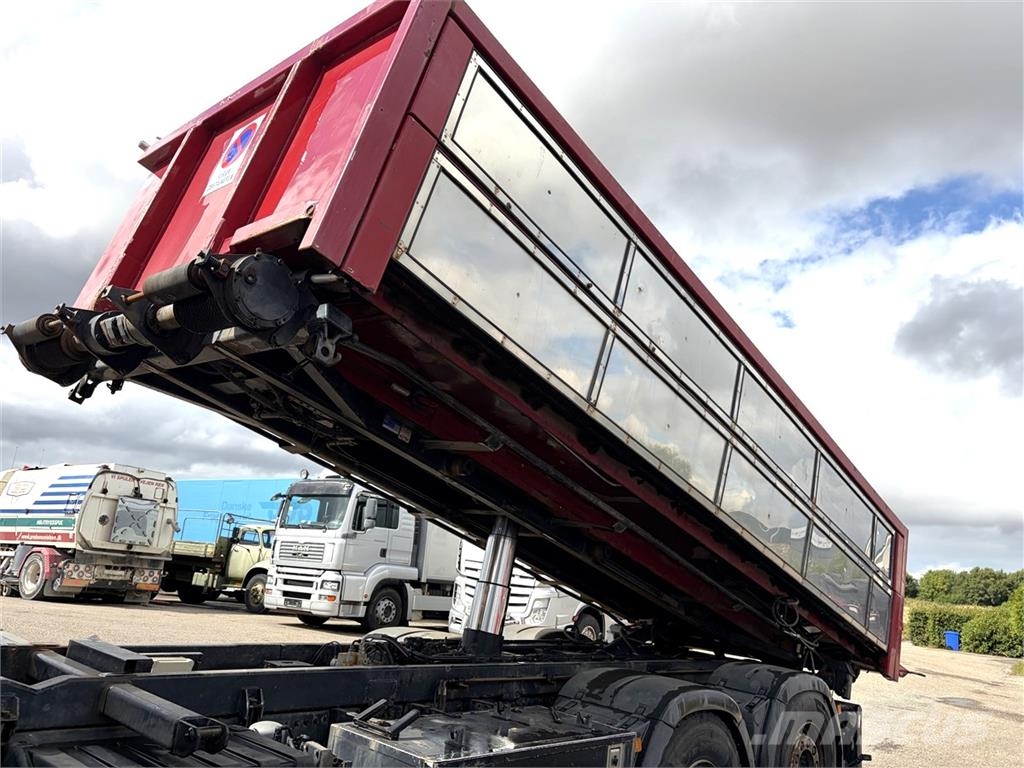 DC-Container 5,95 mtr 2-delt pendel - isoleret asf Фургони