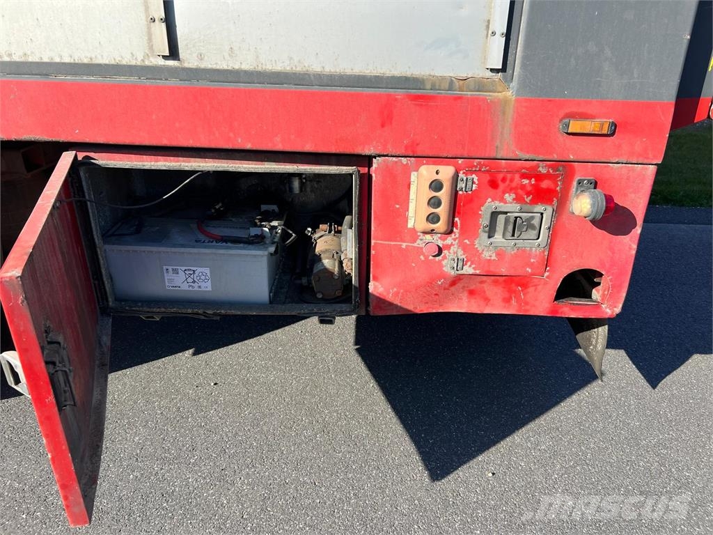 Fliegl SDS 400 13,6 mtr - 3 dæk 97m3 نصف مقطورات لنقل الحيوانات