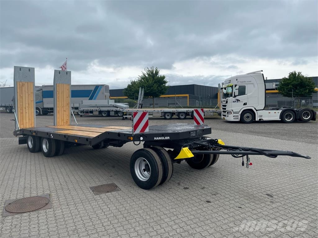 Hangler DTL-H 300 30-24 ton maskin hænger til traktor Góndola de cama rebajada