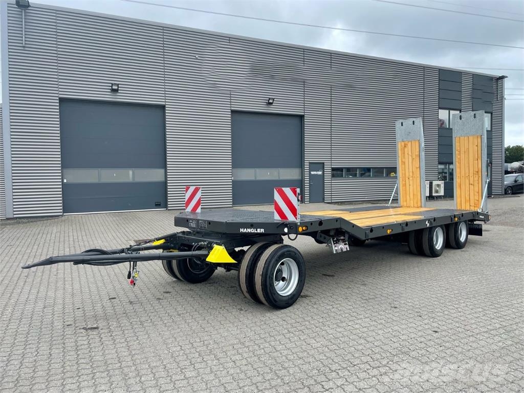 Hangler DTL-H 300 30-24 ton maskin hænger til traktor Góndola de cama rebajada