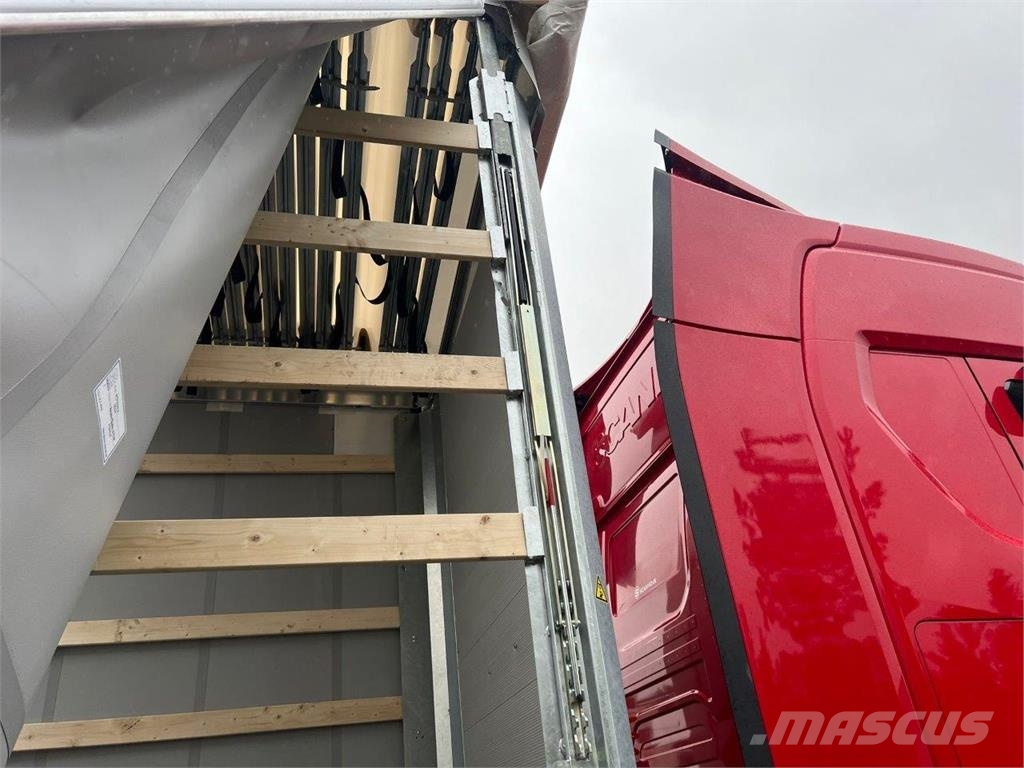 Hangler SDS-H 450 SCANDIC - hævetag - hæve aksel - truck b Tentinės puspriekabės