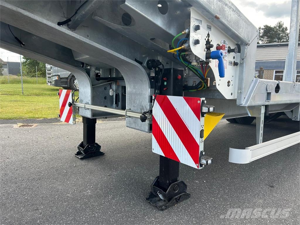 Hangler SDS-H 510-T 3-aks maskintrailer Diepladers