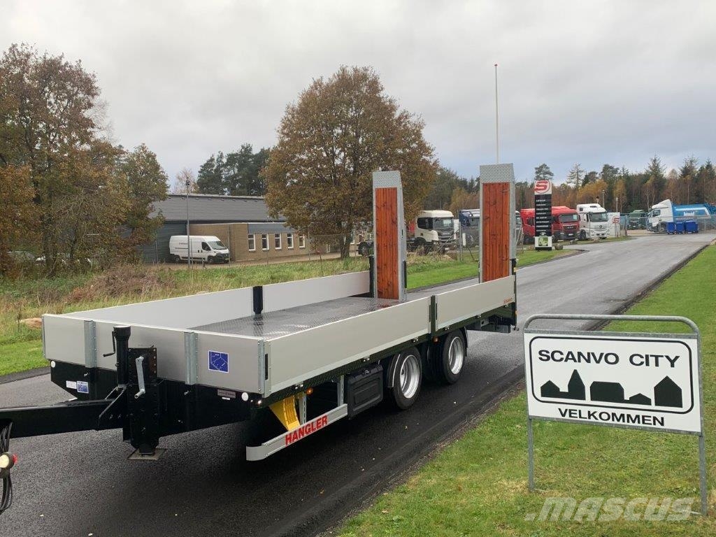 Hangler TPS-H 140 2 akslet kærre med ramper Nízko rámové nákladné automobily