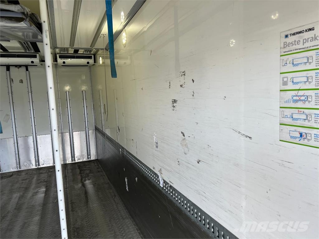 HFR 18 ton SKAB kasse + lift Remolques con temperatura controlada