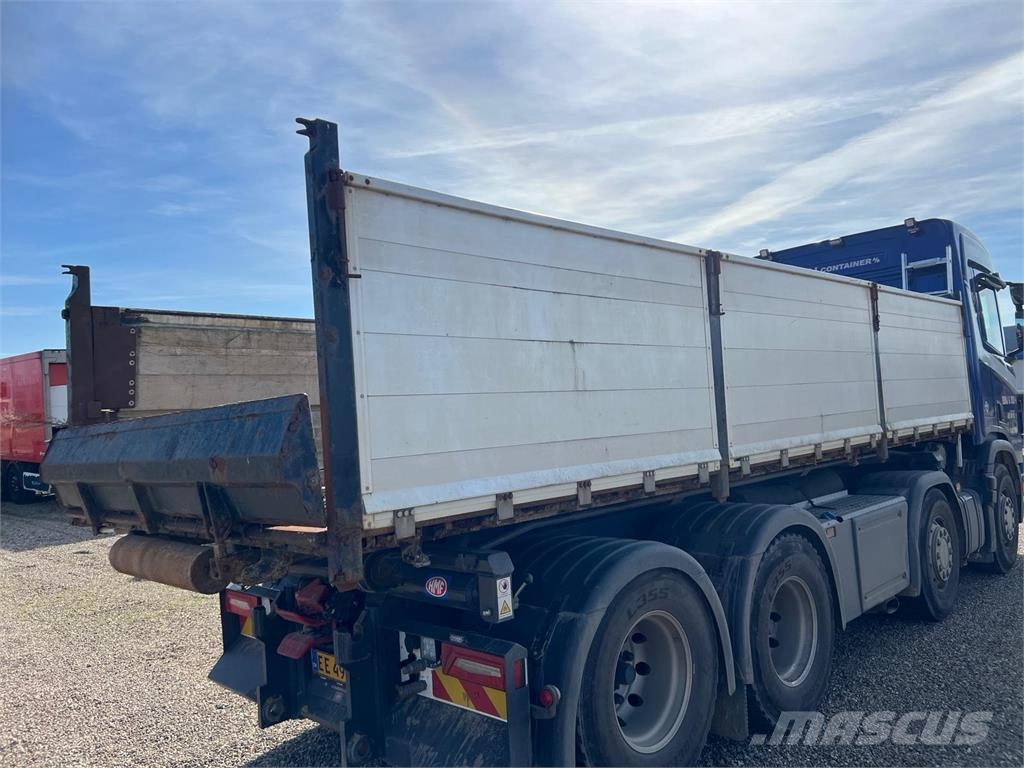 HMF 6650 mm - 2 delt - aut bagsmæk Cajas