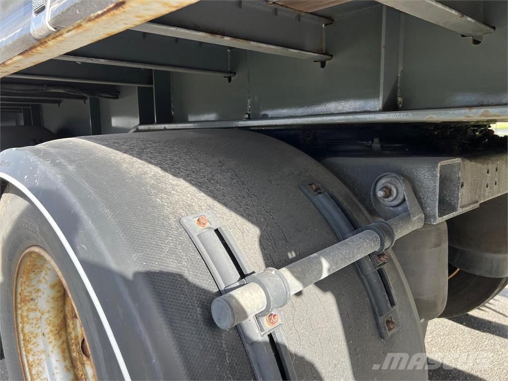 HRD 10,2 mtr Multi city HMF 1823K3 kran - lift Muut puoliperävaunut
