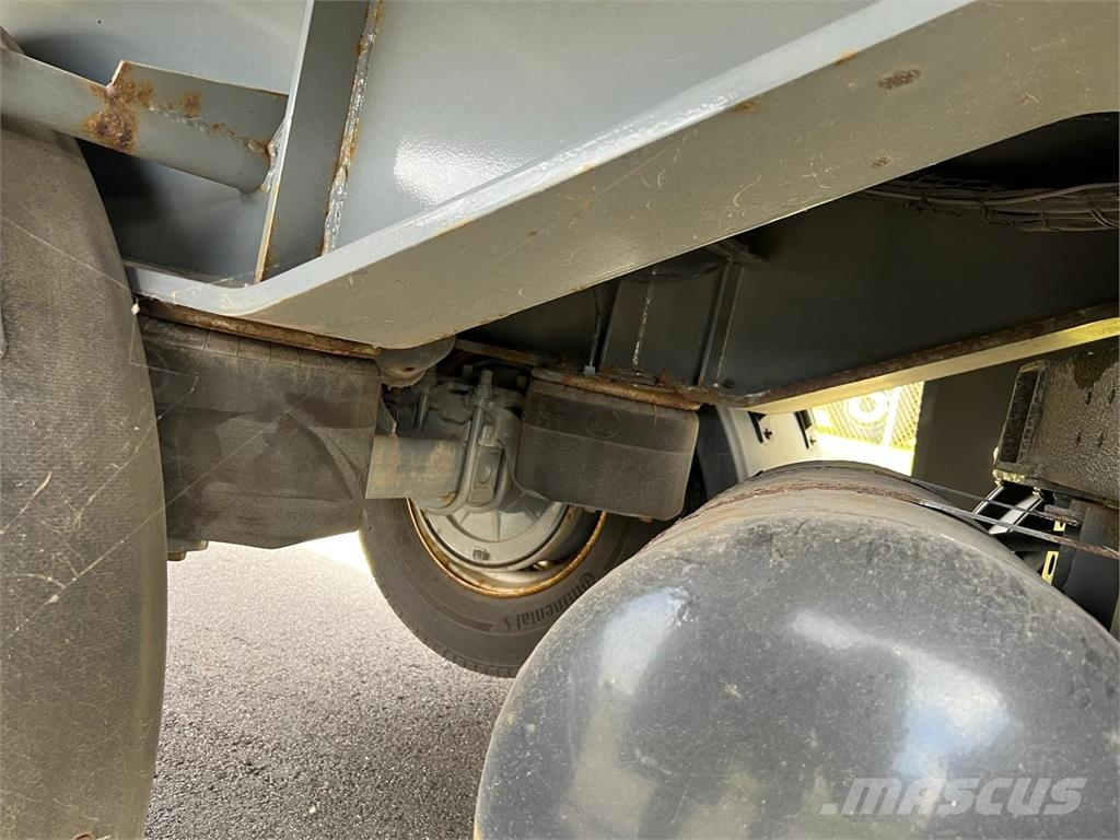 HRD 10,2 mtr Multi city HMF 1823K3 kran - lift Muut puoliperävaunut