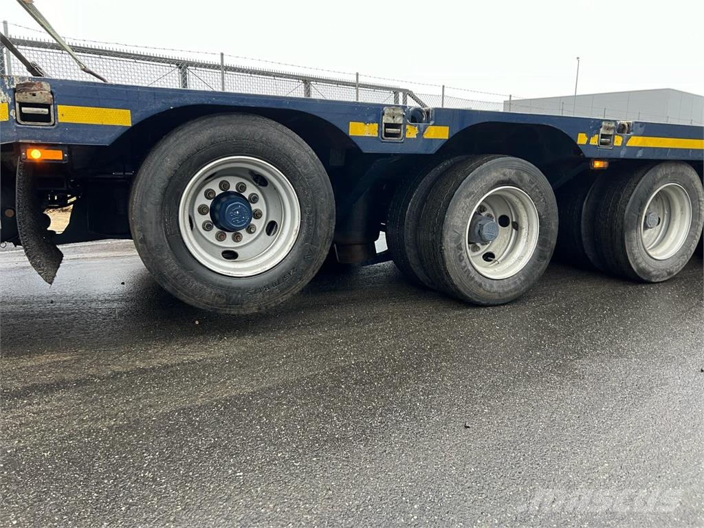 HRD 7 akslet - 84 ton blokvogn med ramper Plataformas bajas