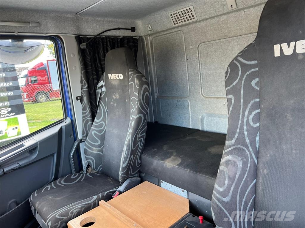 Iveco Euro Cargo 120 E22 Camiones portavehículos