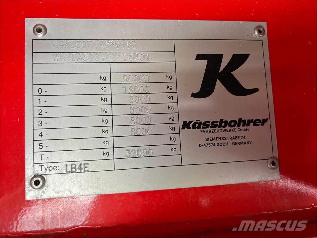 Kässbohrer SLA J4 13,6 mtr + 6,2 mtr udtræk Напівпричепи колесного транспортного засобу