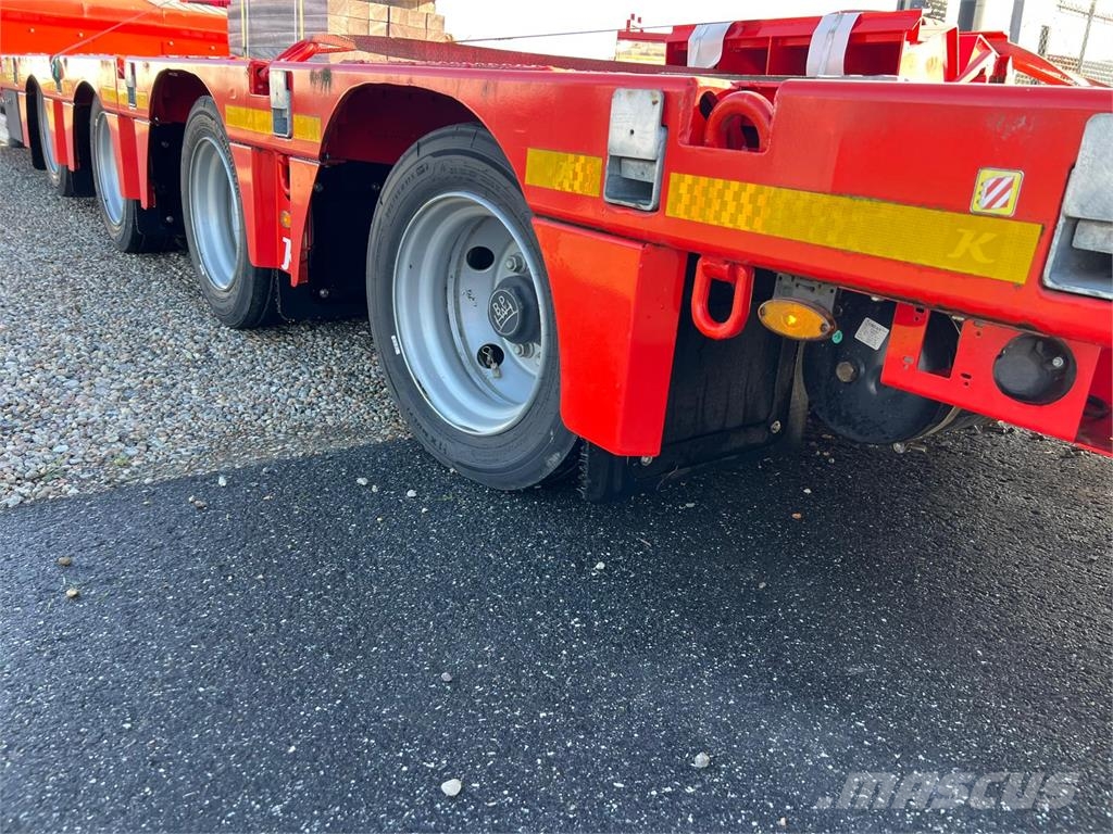 Kässbohrer SLA J4 13,6 mtr + 6,2 mtr udtræk Напівпричепи колесного транспортного засобу